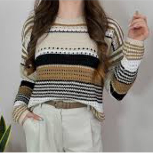 Chic Striped Beige and Black Women's Sweater - Picture 3 of 9